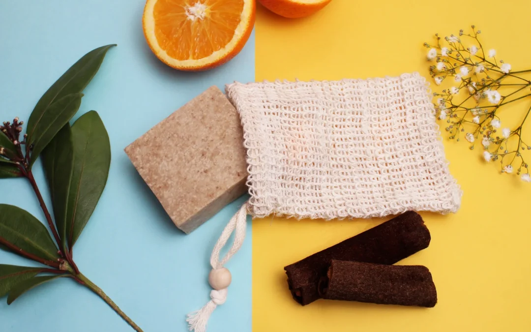 Cinnamon and Orange Soap With Frankincense Soap Bar + Soap Bag